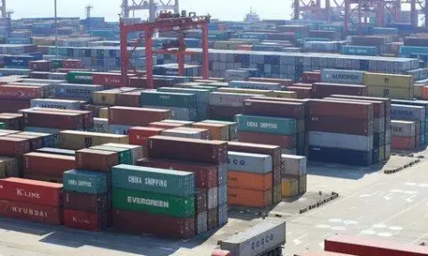 Kinh tế toàn cầu dự báo "hạ cánh mềm"