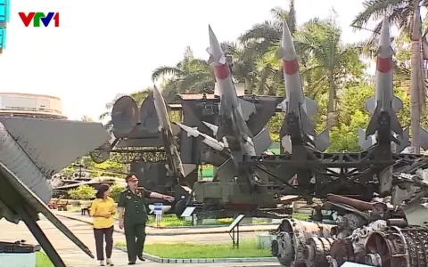 Những mảnh ký ức về “Hà Nội một thời đạn bom”