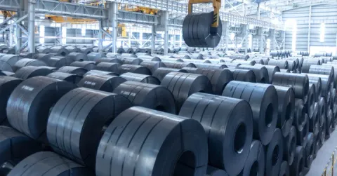 Nhập khẩu thép cuộn cán nóng tăng mạnh
