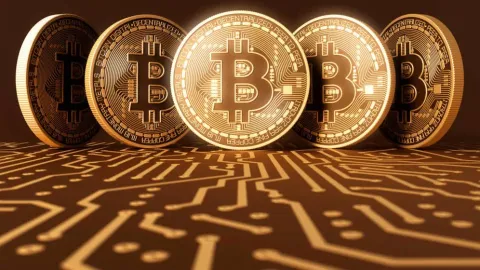 Có vốn điều lệ tối thiểu 10.000 tỷ đồng mới được lập sàn giao dịch tài sản mã hoá