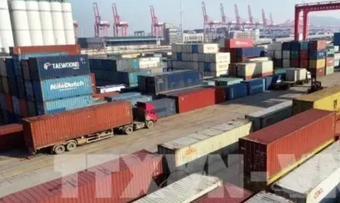 Trung Quốc đáp trả mức thuế quan mới của Mỹ