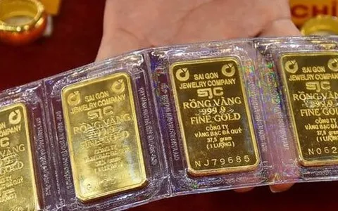 Giá vàng ngày 10/4: Vàng trong nước vượt 103 triệu đồng/lượng