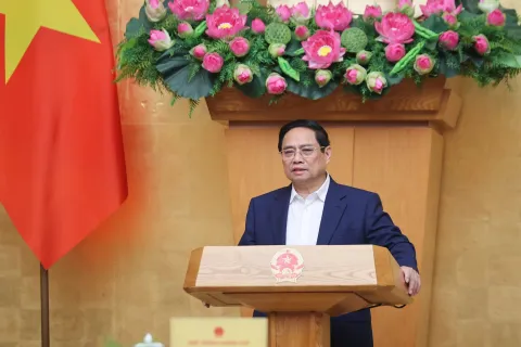Thủ tướng Phạm Minh Chính: Thị Trường Vàng Còn Tiềm Ẩn Biến Động, Yêu Cầu Quản Lý Chặt Chẽ Hơn Để Ổn Định Vĩ Mô