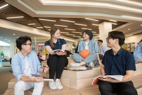 Sinh viên đại học nên sử dụng AI ở mức độ nào?