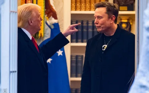 Quan hệ với Tổng thống Donald Trump rạn nứt, cổ phiếu Tesla của Elon Musk giảm sâu
