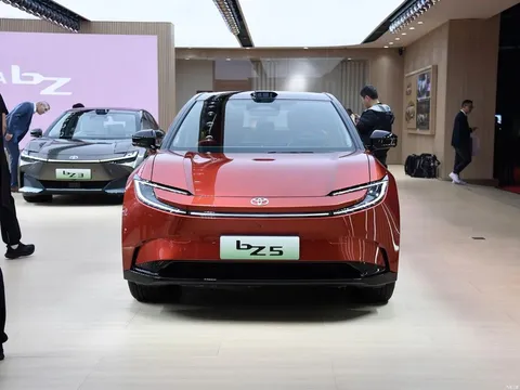 Toyota ra mắt chiếc SUV coupe điện có giá khởi điểm 18.000 USD tại Trung Quốc