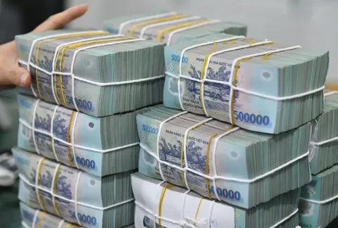 Tiền gửi Ngân hàng Việt Nam đạt gần 15 triệu tỷ đồng: Các 'ông lớn' chiếm nửa thị phần