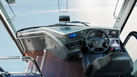 Xe bus “Made in Vietnam” tiến vào thị trường Thái Lan