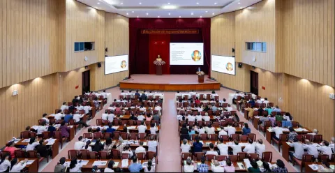 Ứng dụng AI trong công tác tòa án: Công cụ mạnh mẽ nhưng cần giữ vai trò trung tâm của con người