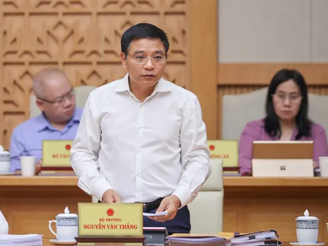 Tăng trưởng GDP 6 tháng cao nhất trong gần 20 năm