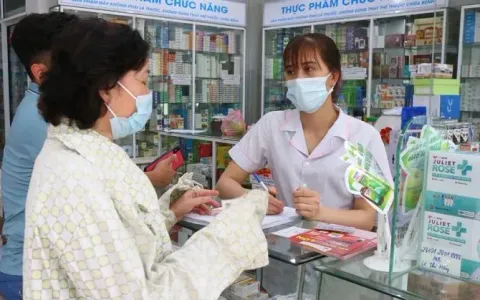 Bộ Y tế mở rộng thời gian kê đơn lên 90 ngày: Đáp ứng thực tiễn và giảm tải bệnh viện