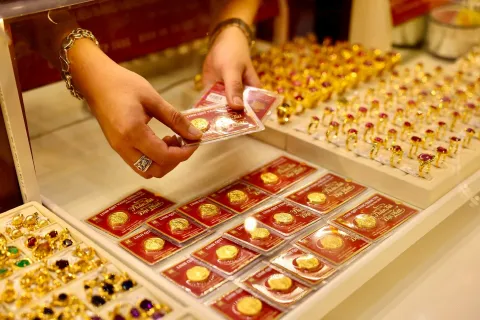 Giá vàng ngày 10/7 vững đà đi lên