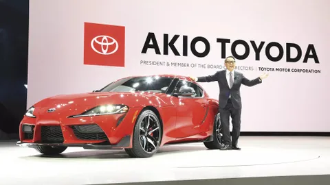 Toyota tuyên chiến với xe điện? Chủ tịch tuyên bố gây sốc: "xe điện ô nhiễm gấp 3 xe hybrid"