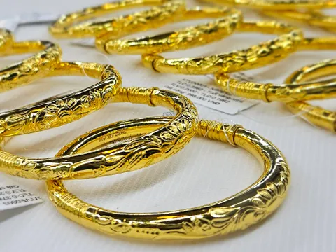 Giá vàng ngày 24/7 nhiều biến động