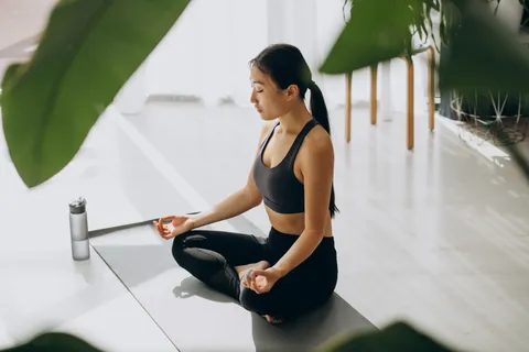 Power Yoga: Hình thức luyện tập kết hợp vận động và thiền định giúp giảm cân hiệu quả