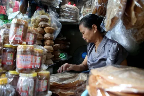 Bộ Tài chính thông tin về ngưỡng doanh thu miễn thuế đối với hộ, cá nhân kinh doanh