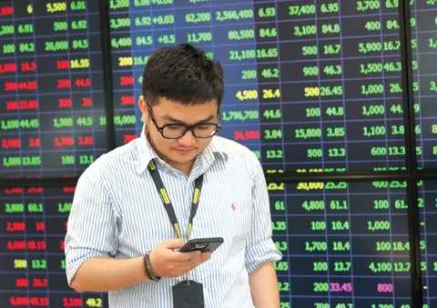 Thị trường chứng khoán Việt Nam có đang tăng trưởng nóng?