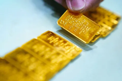 Giá vàng hôm nay (22/9): Vẫn ở ngưỡng cao