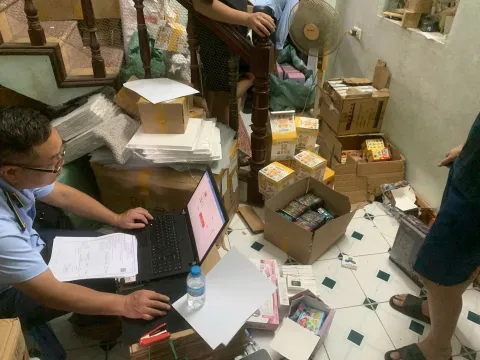 Hà Nội phát hiện hơn 2.200 sản phẩm đồ chơi trẻ em không rõ nguồn gốc