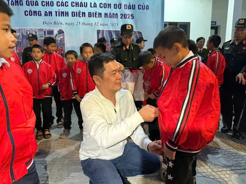 Bác sĩ Dương Văn Tươi và hành trình thiện nguyện nơi cực Tây Tổ quốc