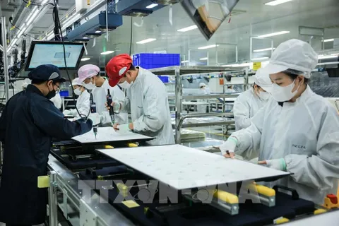 Vốn đầu tư của Việt Nam ra nước ngoài trong 2 tháng tăng gấp 2,3 lần