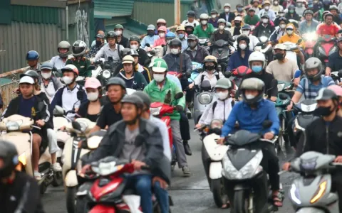 Ô tô, xe máy cũ cần làm gì khi sử dụng xăng E10?