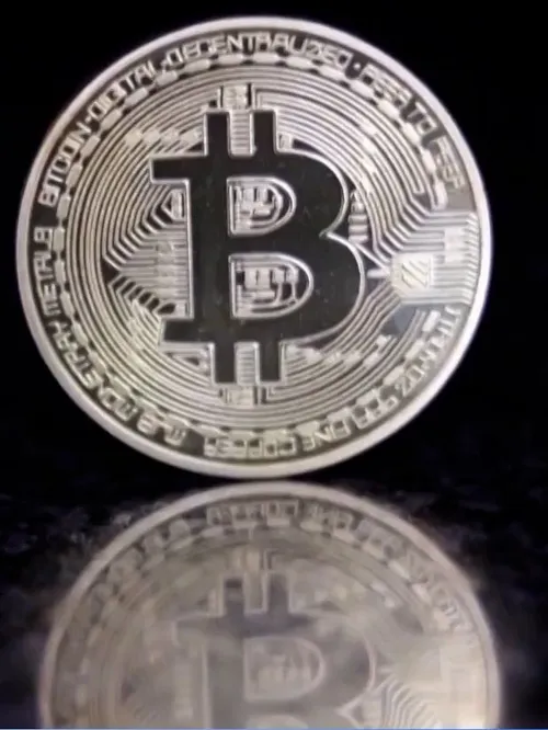 Crypto market loses nearly $500 billion