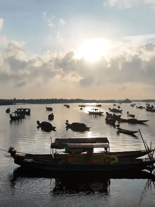 A Day in Tam Giang Lagoon | I-Report