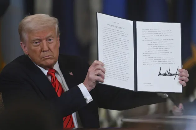 Tòa án Mỹ chặn sắc lệnh đánh thuế hàng hóa nước ngoài của ông Trump