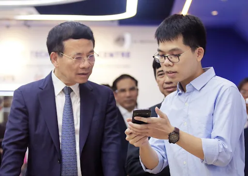 Giáo dục thời đại số: Nghiên cứu và công nghệ là lối ra cho đại học