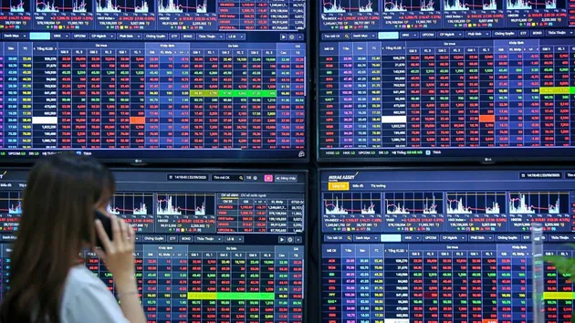 Thị trường chứng khoán ngày 4/6: Áp lực chốt lời xuất hiện, VN-Index giảm nhẹ sau chuỗi tăng điểm
