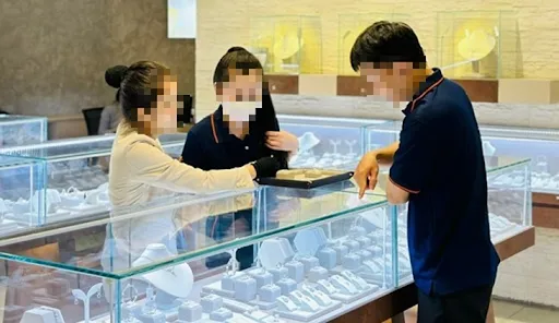 Cổ phiếu của công ty vàng, ngân hàng biến động sau kết quả thanh tra