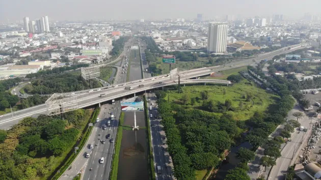 Thành phố Hồ Chí Minh: Đặt mục tiêu khởi công đường Võ Văn Kiệt nối dài vào năm 2026