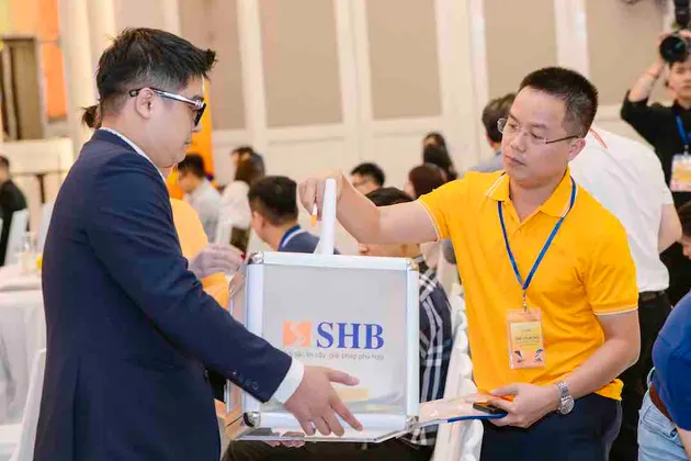 Cần nhiều hơn những cổ đông am hiểu luật pháp và tài chính trên thị trường chứng khoán Việt Nam