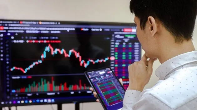 Những cổ phiếu nhà đầu tư nên theo dõi ngày 11/6: MSN, PNJ được khuyến nghị mua, PLC nên bán