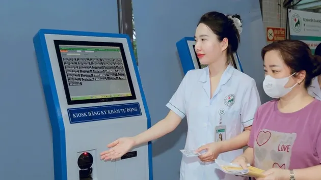 Đẩy nhanh tiến độ triển khai bệnh án điện tử.