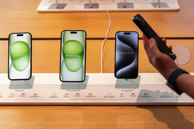 Foxconn chuyển 97% iPhone từ Ấn Độ sang Mỹ: Chiến lược né thuế của Apple
