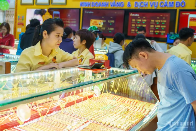 Đề xuất giao dịch vàng từ 20 triệu đồng phải chuyển khoản để tăng tính minh bạch