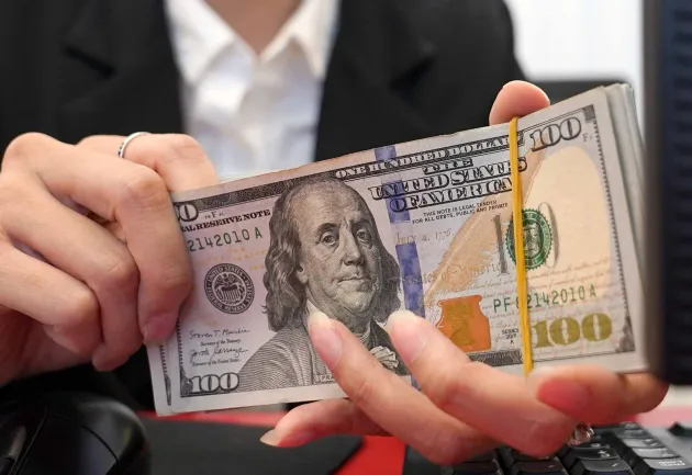 Mỹ gặp sóng gió tài chính: Chủ nợ lớn thứ ba “xả hàng” hàng chục tỷ USD trái phiếu chính phủ, vị thế tài sản an toàn top đầu thế giới lung lay