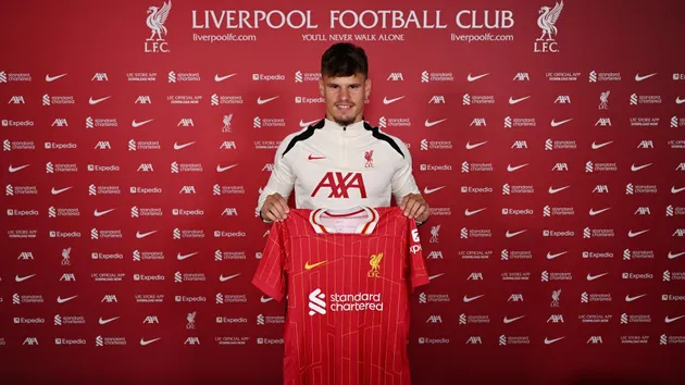 "Hậu vệ điên" Milos Kerkez chốt deal Liverpool, quyết "cày" danh hiệu cùng The Kop