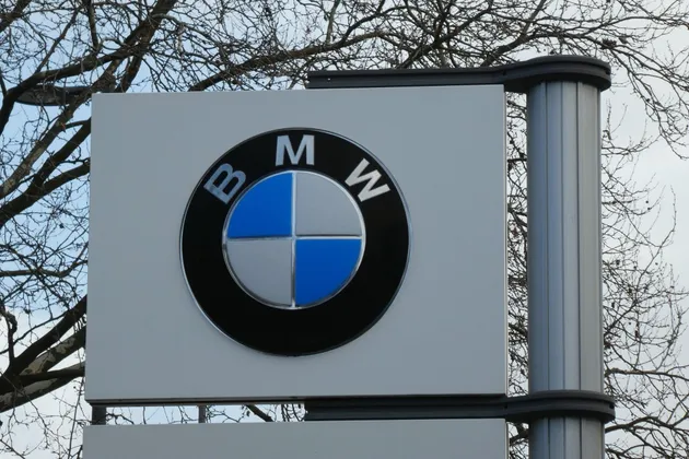 Cổ phiếu BMW bật tăng 4,4% nhờ duy trì mục tiêu lợi nhuận bất chấp áp lực thương mại