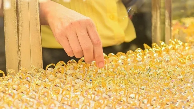 Giá vàng tăng nhẹ, SJC 120 triệu đồng/lượng