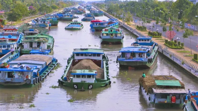 Triển khai các giải pháp thúc đẩy vận tải đường thủy