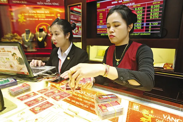 Các kênh đầu tư quá nóng, có nên trú ẩn vào vàng?