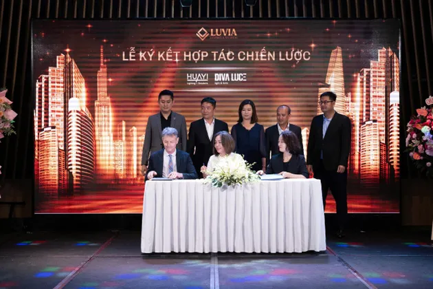 LUVIA ra mắt hành trình ánh sáng và ký kết hợp tác với các thương hiệu quốc tế