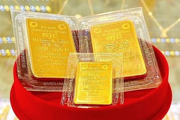 Giá vàng hôm nay (17/9): Đồng loạt bật tăng
