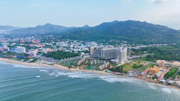 Lợi thế cạnh tranh của Charm Resort Long Hải trên thị trường nghỉ dưỡng TP Hồ Chí Minh