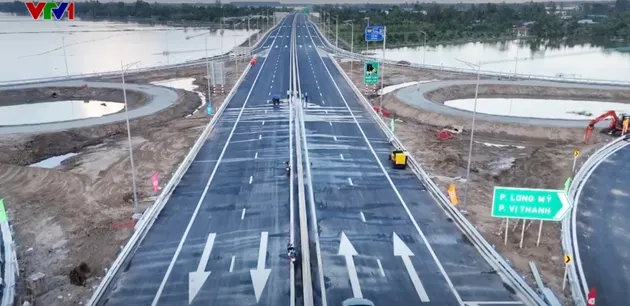 Thông xe tuyến cao tốc Hậu Giang - Cà Mau