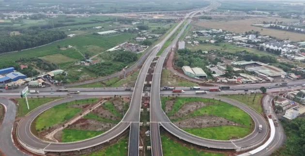 TP. Hồ Chí Minh thúc đẩy tiến độ các dự án giao thông kết nối tới sân bay Long Thành