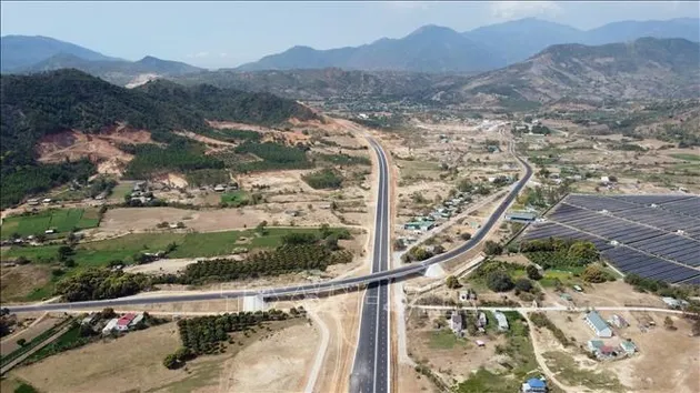 Thống nhất xây dựng cao tốc Nha Trang - Đà Lạt theo phương thức PPP